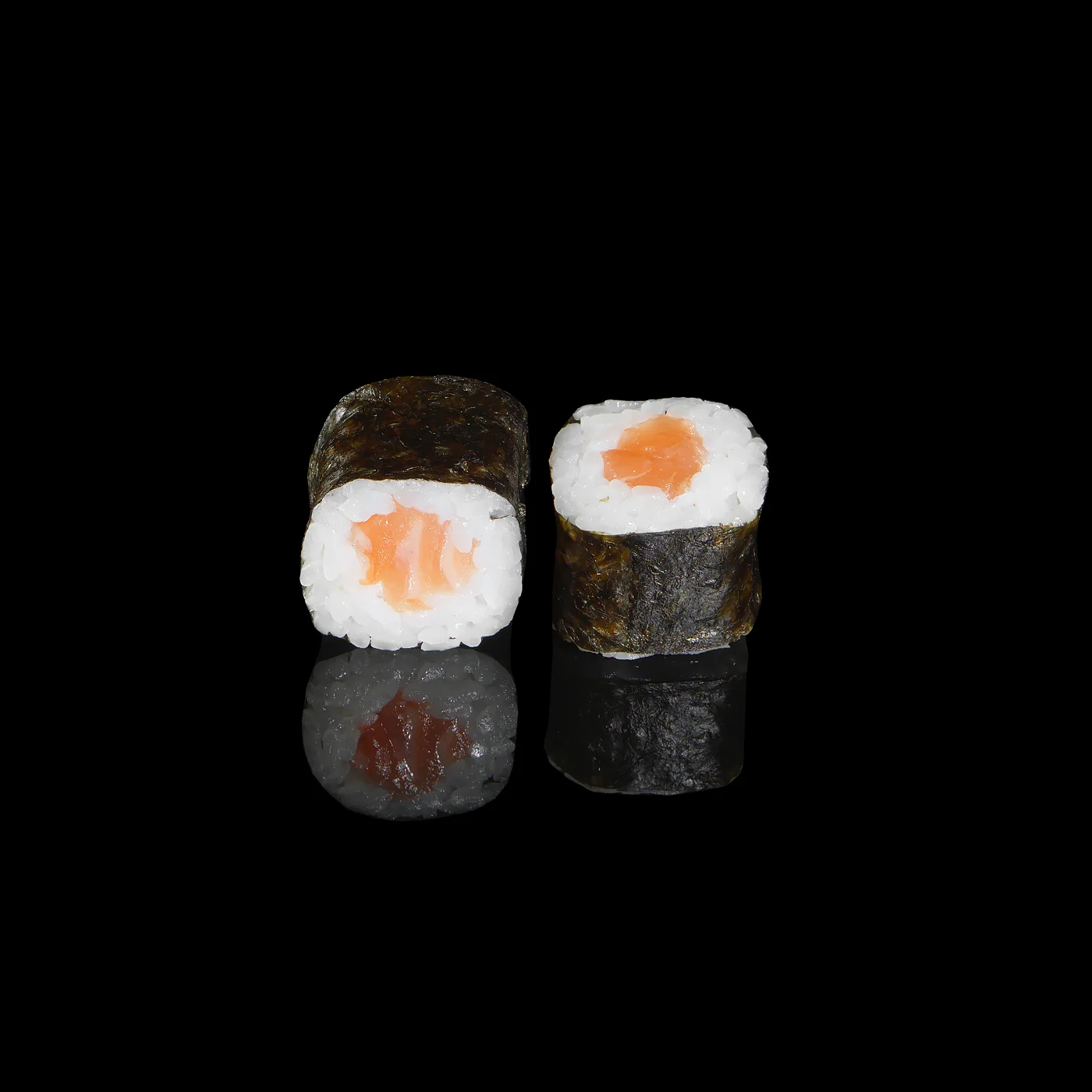 Smoked Salmon Maki 8 Pcs